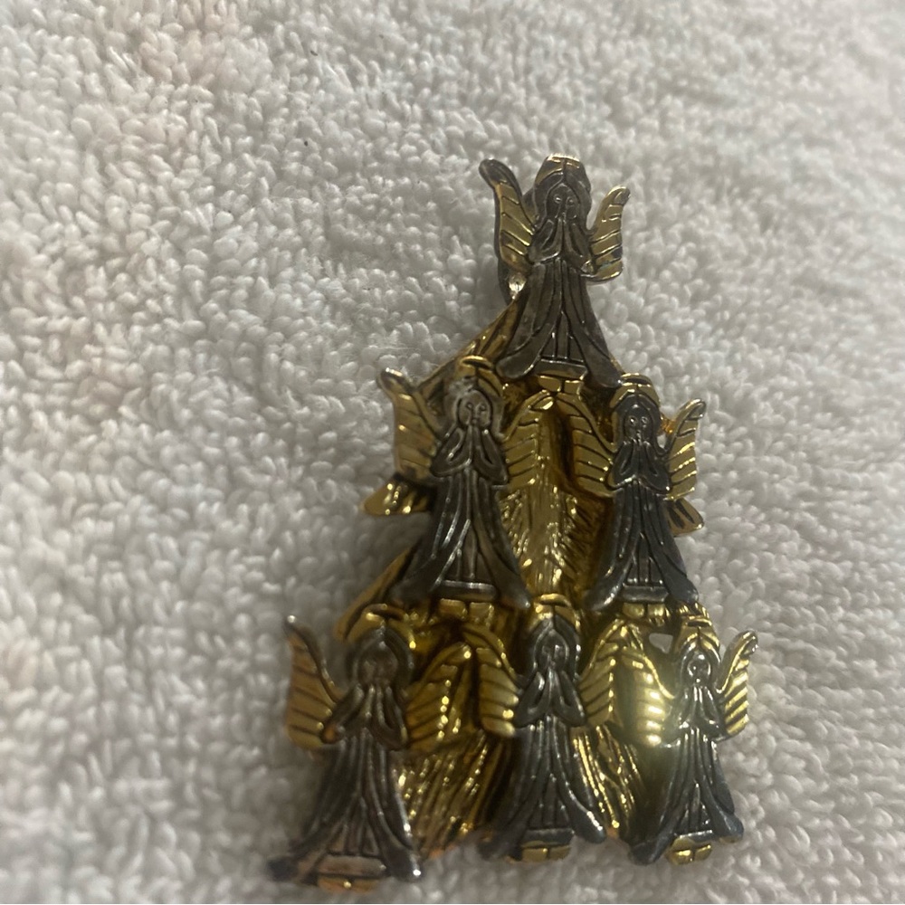 Stunning Vintage Angel Tree Brooch